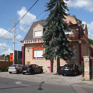 2* Otel Attila